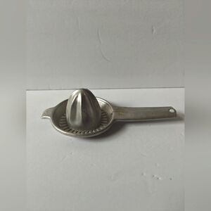Vintage Foley Aluminum Hand Juicer